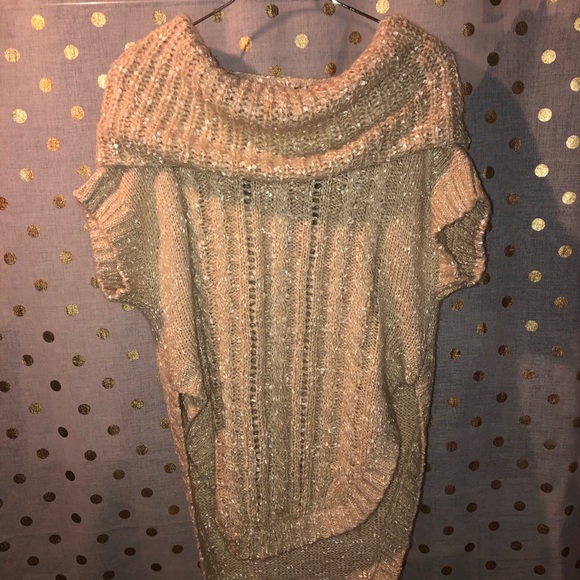 Off shoulders open back hi low sweater S - Picture 1 of 7